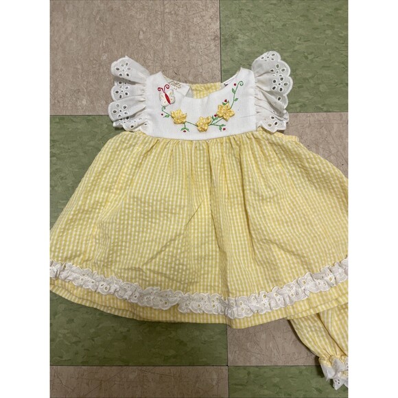Little Bitty 3-6 Months Vintage Yellow Butterfly Dress and Bloomers Eyelet Lace - Picture 3 of 10